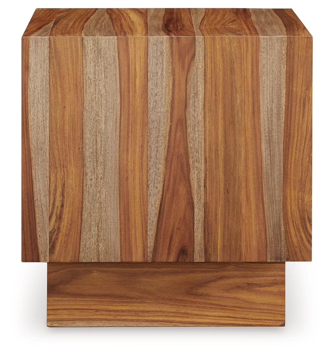 Dressonni - Brown - Square End Table - Hornell Furniture Outlet