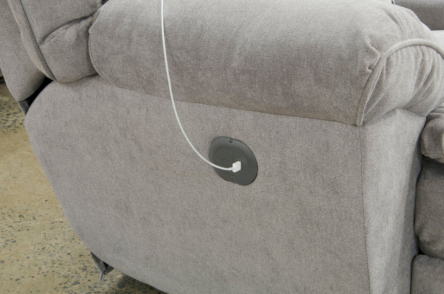 Sadler - Lay Flat Reclining Sofa - Hornell Furniture Outlet