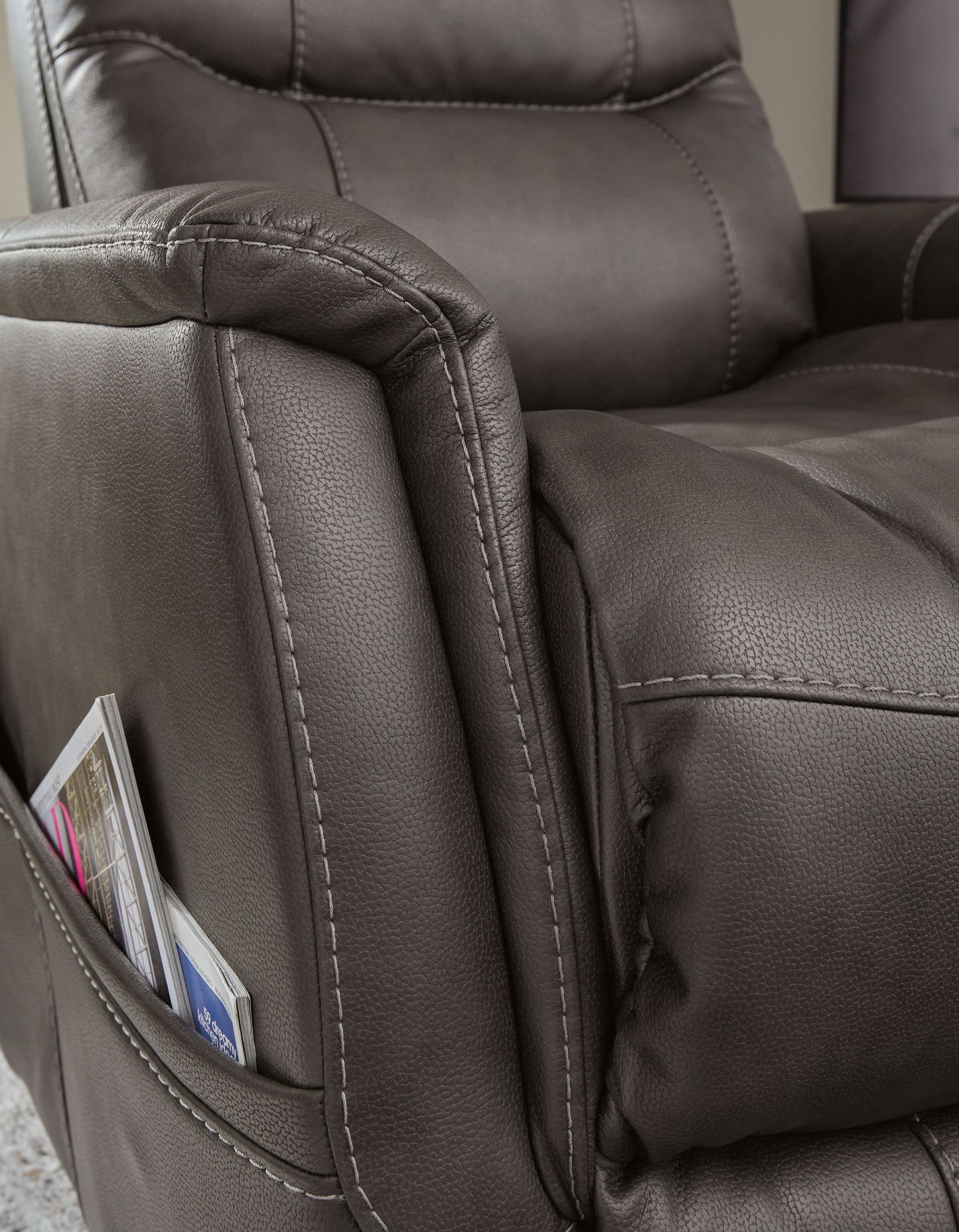 Strawbill - Power Lift Recliner - Hornell Furniture Outlet