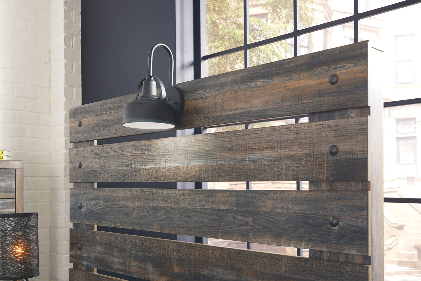 Drystan - Panel Bed - Hornell Furniture Outlet