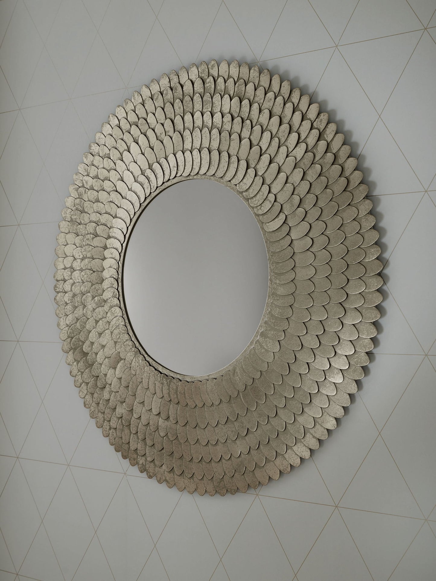 Wrightmund - Champagne Finish - Accent Mirror - Hornell Furniture Outlet