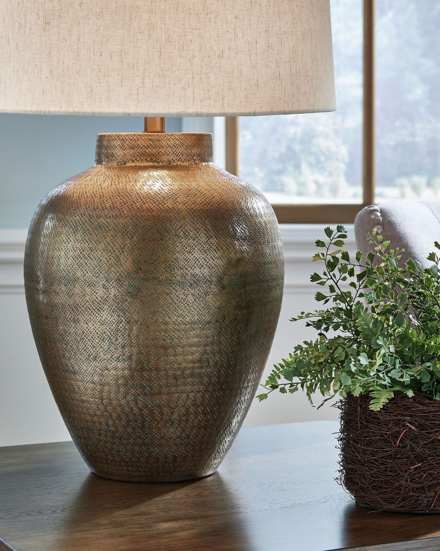 Madney - Antique Gold Finish - Metal Table Lamp - Hornell Furniture Outlet