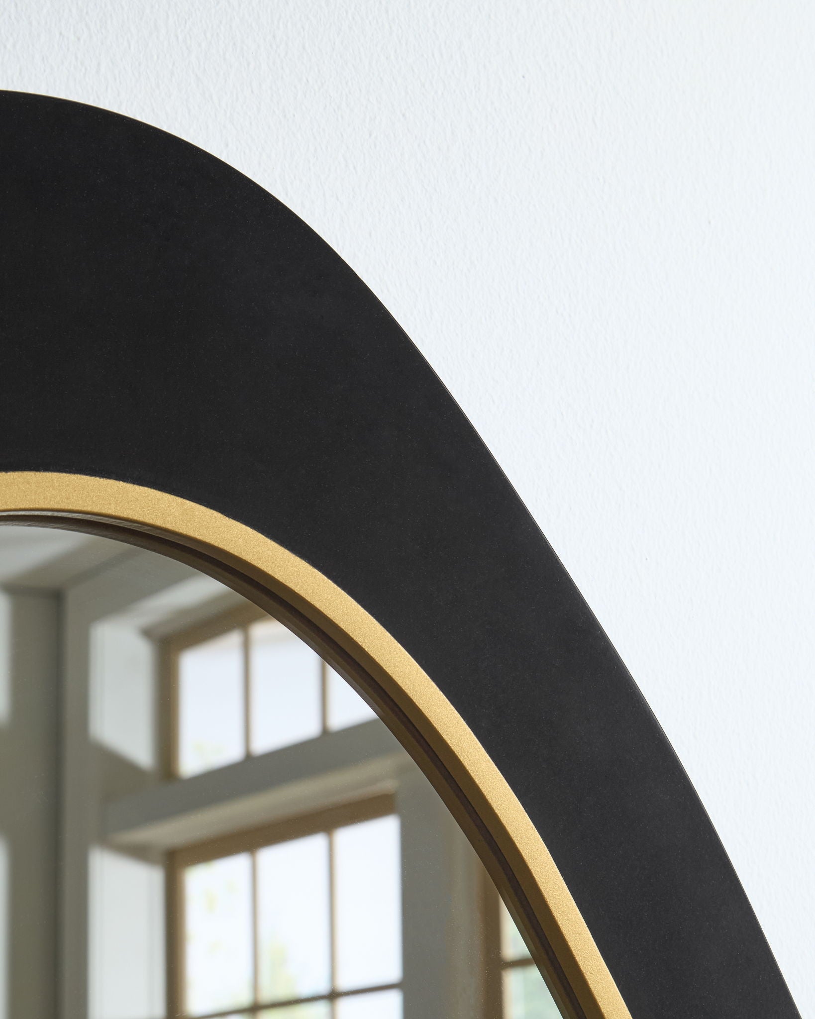 Kierlock - Black / Gold Finish - Accent Mirror - Hornell Furniture Outlet