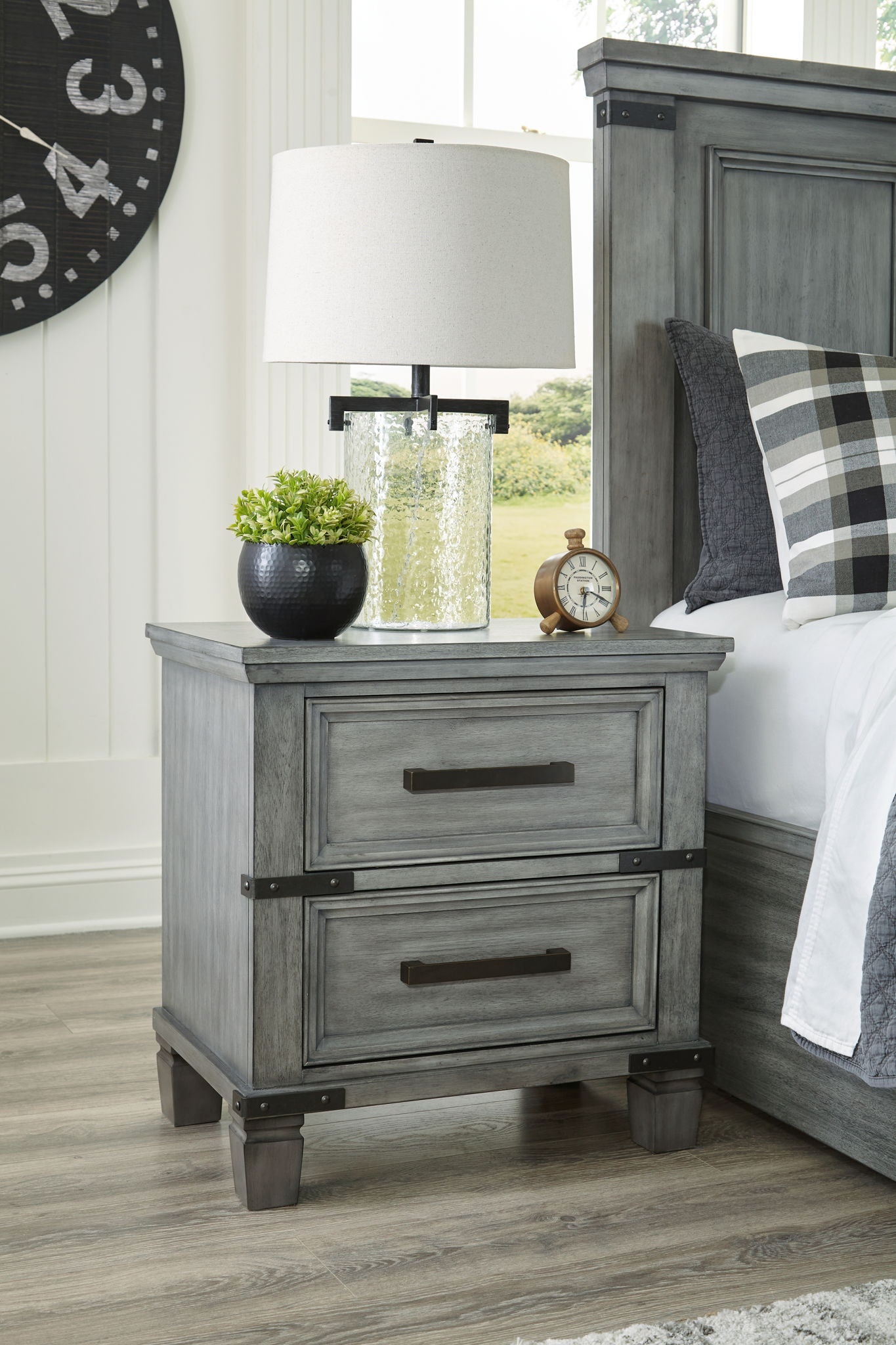 Russelyn - Gray - Two Drawer Night Stand - Hornell Furniture Outlet