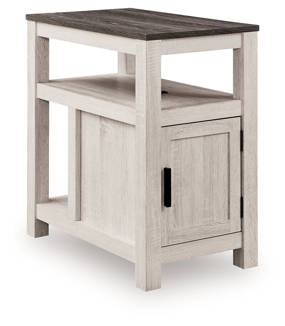 Fendenmore - Chair Side End Table - Hornell Furniture Outlet