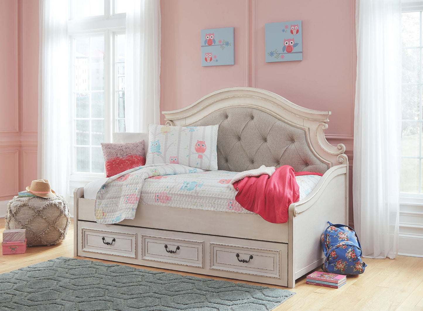 Realyn - Chipped White - Twin Day Bed with Storage - Hornell Furniture Outlet