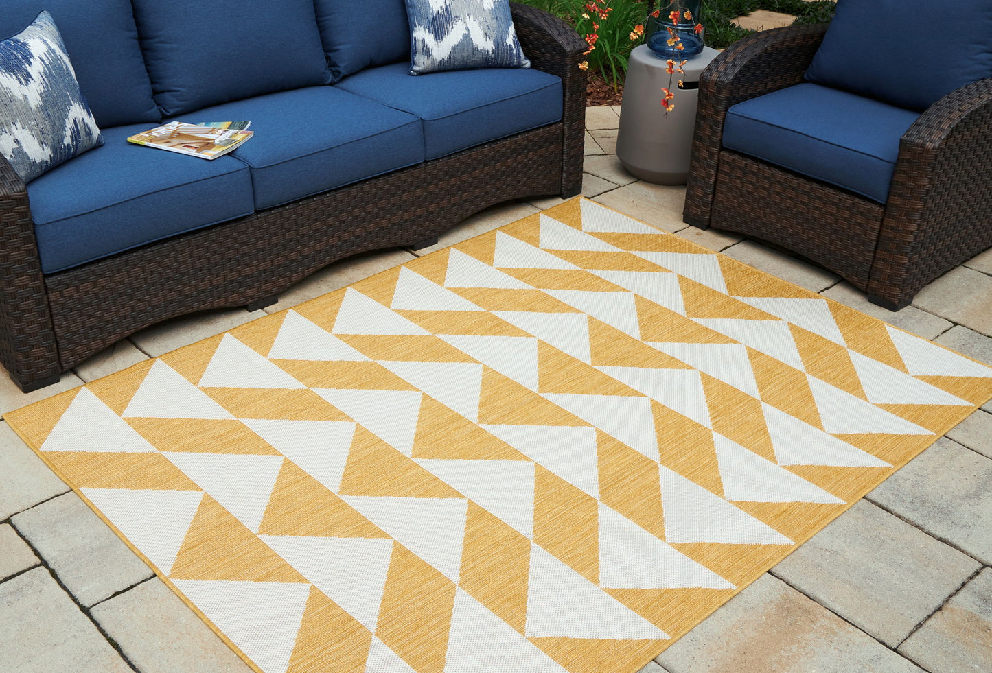 Thomley - Rug - Hornell Furniture Outlet