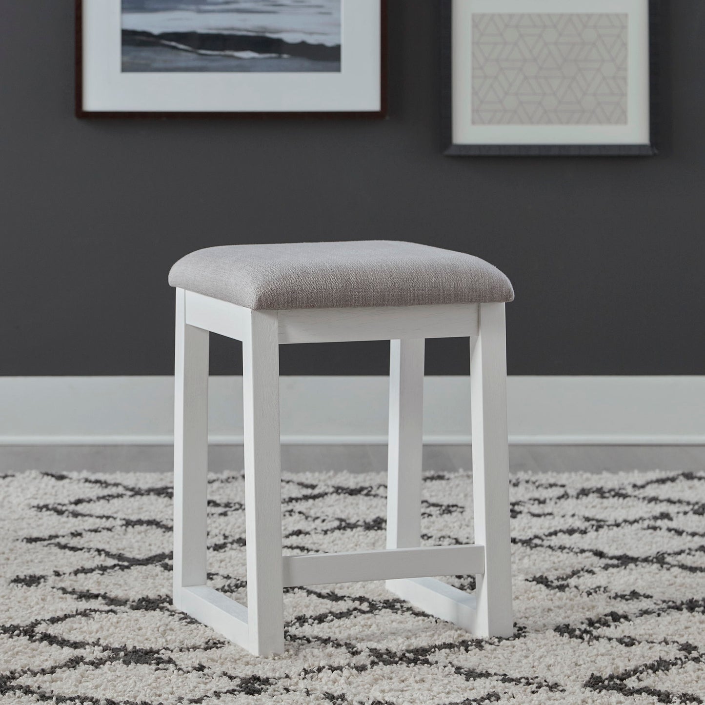 Palmetto Heights - Upholstered Console Stool - White - Hornell Furniture Outlet