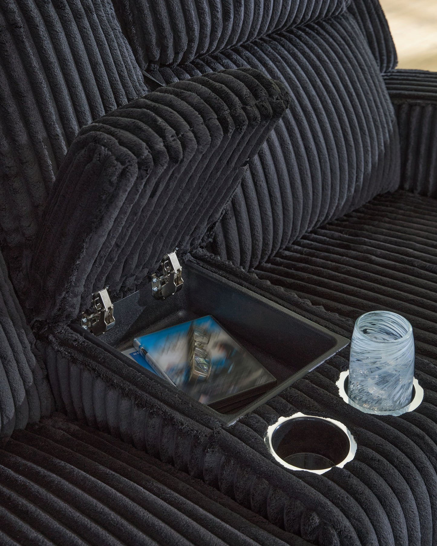 Forest Lake - Power Reclining Loveseat With Console / Adj Headrest - Hornell Furniture Outlet