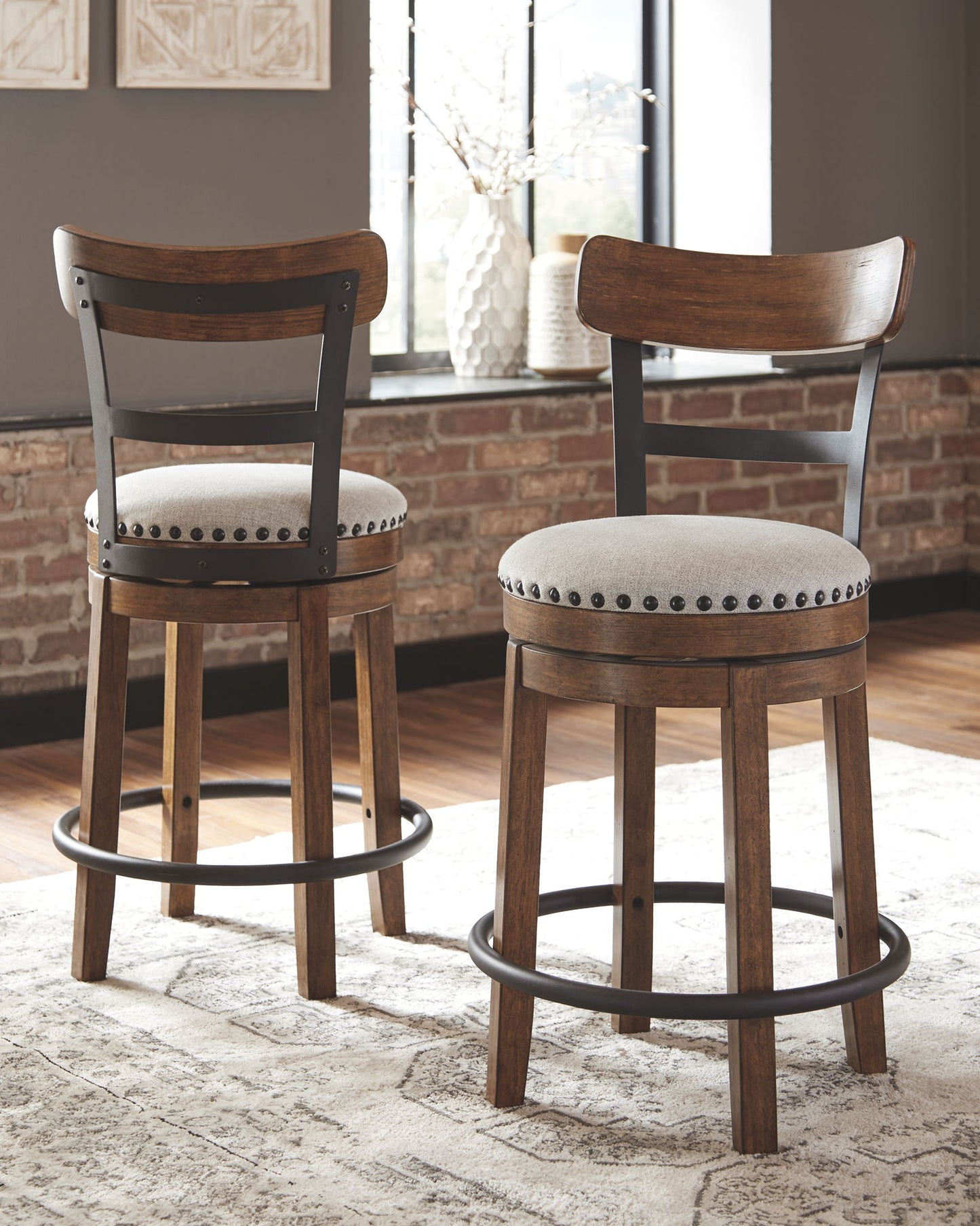 Valebeck - Full Back Swivel Stool - Hornell Furniture Outlet