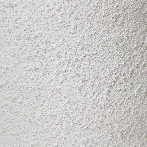 Perringhill - Distressed White - Metal Table Lamp - Hornell Furniture Outlet