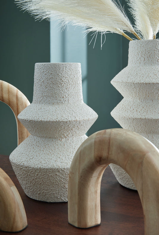 Maddwarth - White / Natural Brown - Accessory Set (Set of 5) - Hornell Furniture Outlet