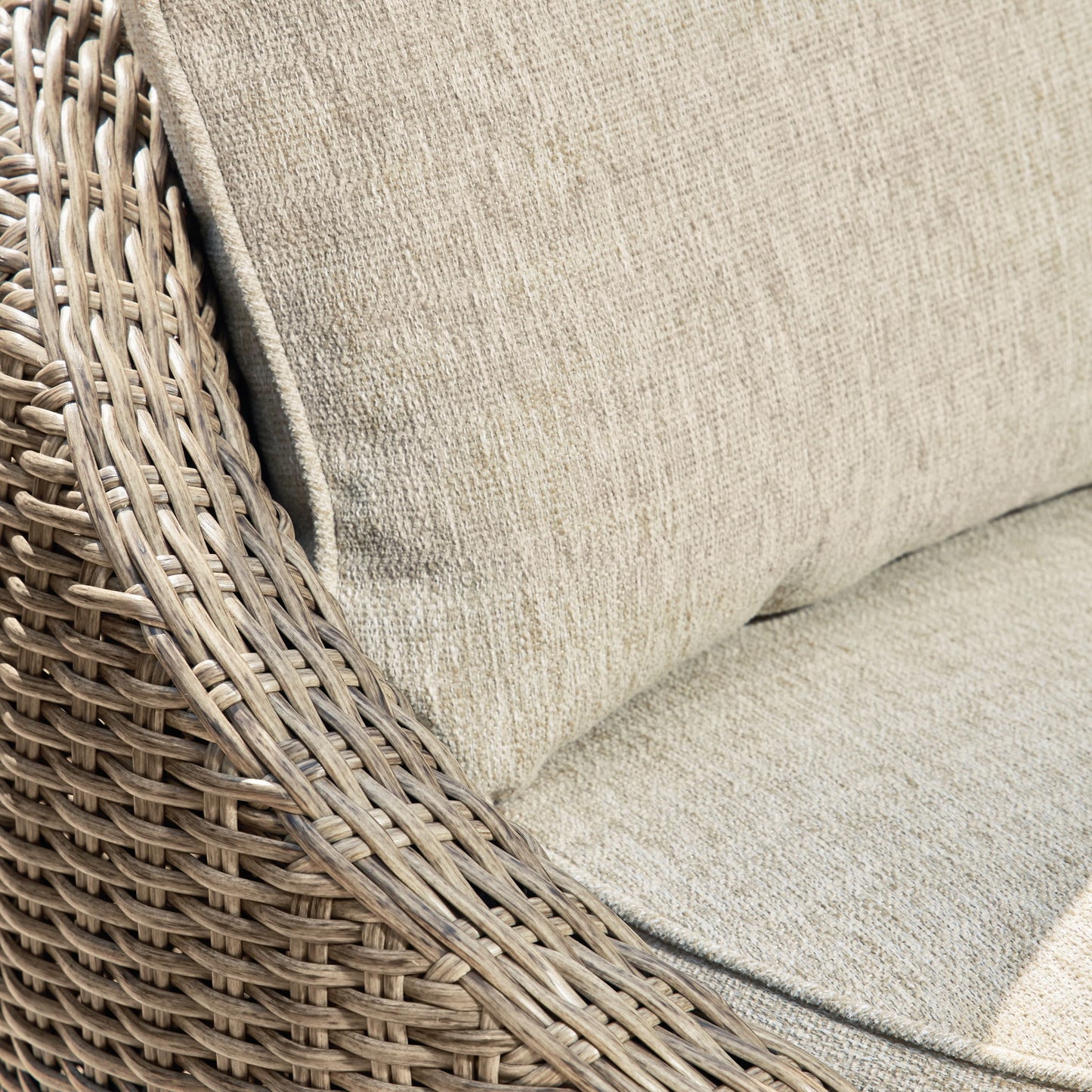 Danson - Swivel Lounge With Cushion - Hornell Furniture Outlet