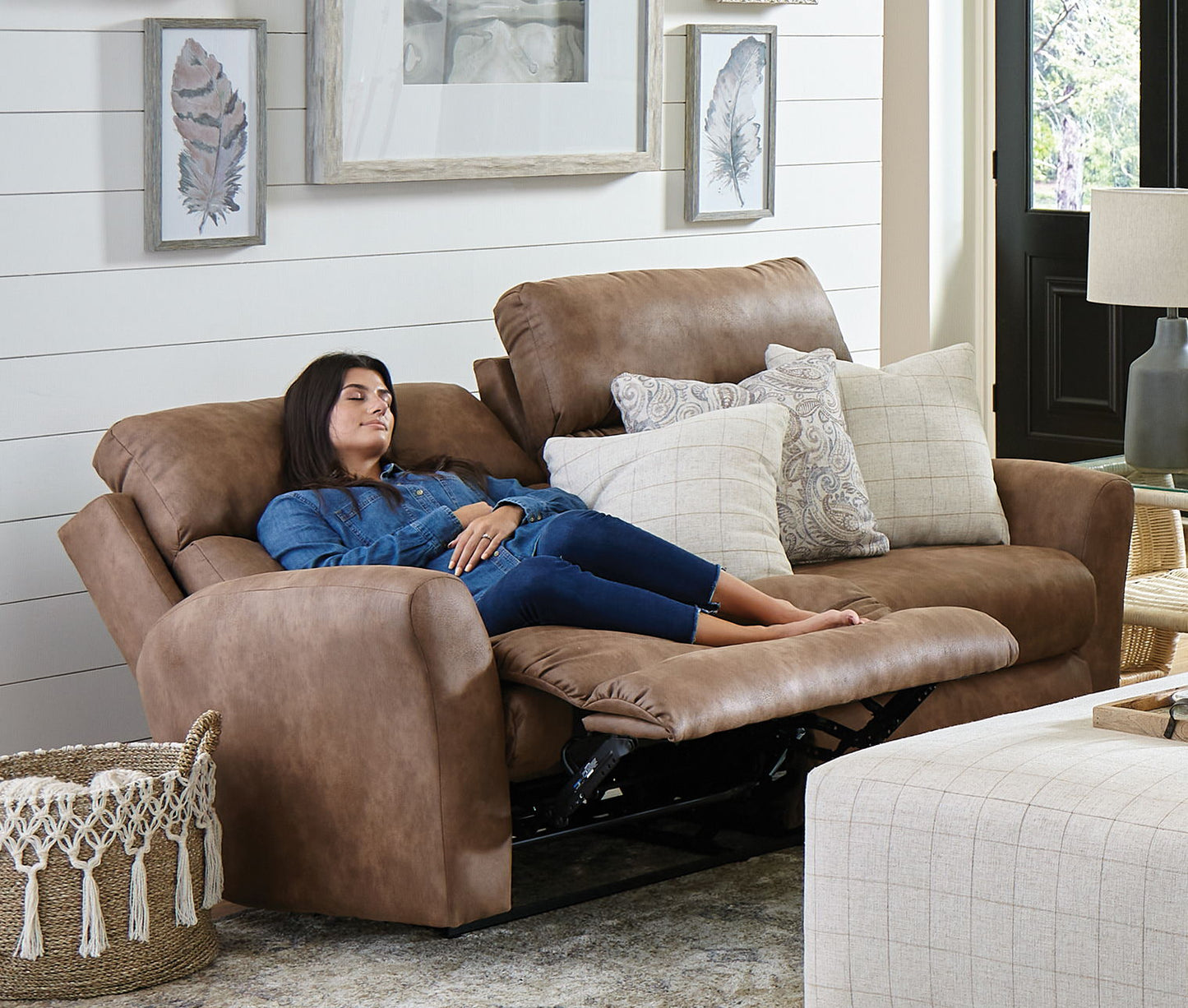 Justine - Lay Flat Reclining Loveseat - Burlap - Hornell Furniture Outlet
