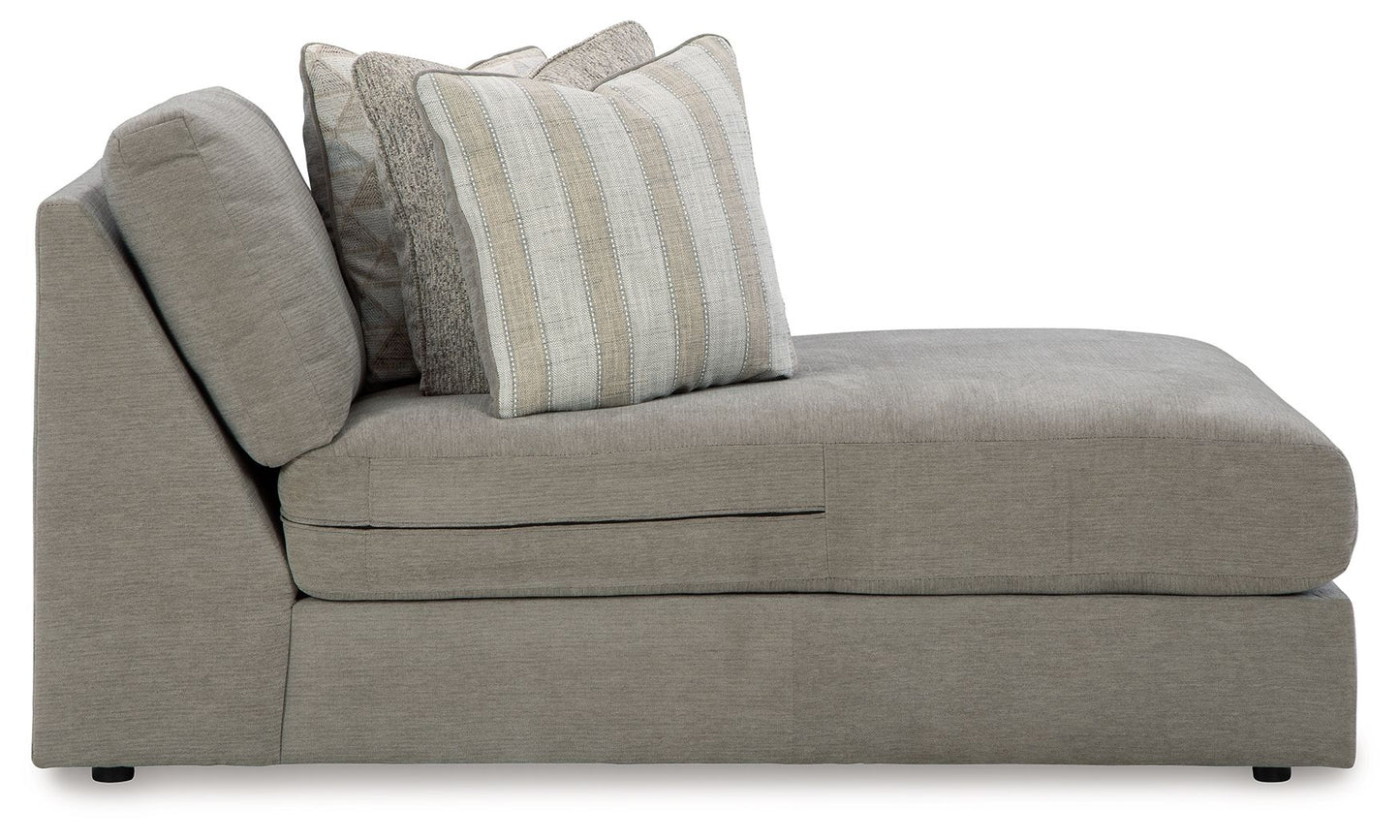Avaliyah - Sectional - Hornell Furniture Outlet
