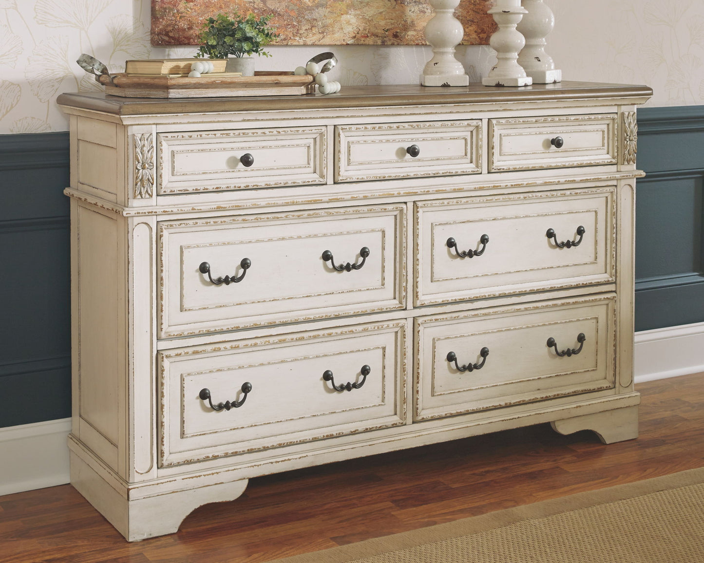 Realyn - Dresser, Mirror - Hornell Furniture Outlet