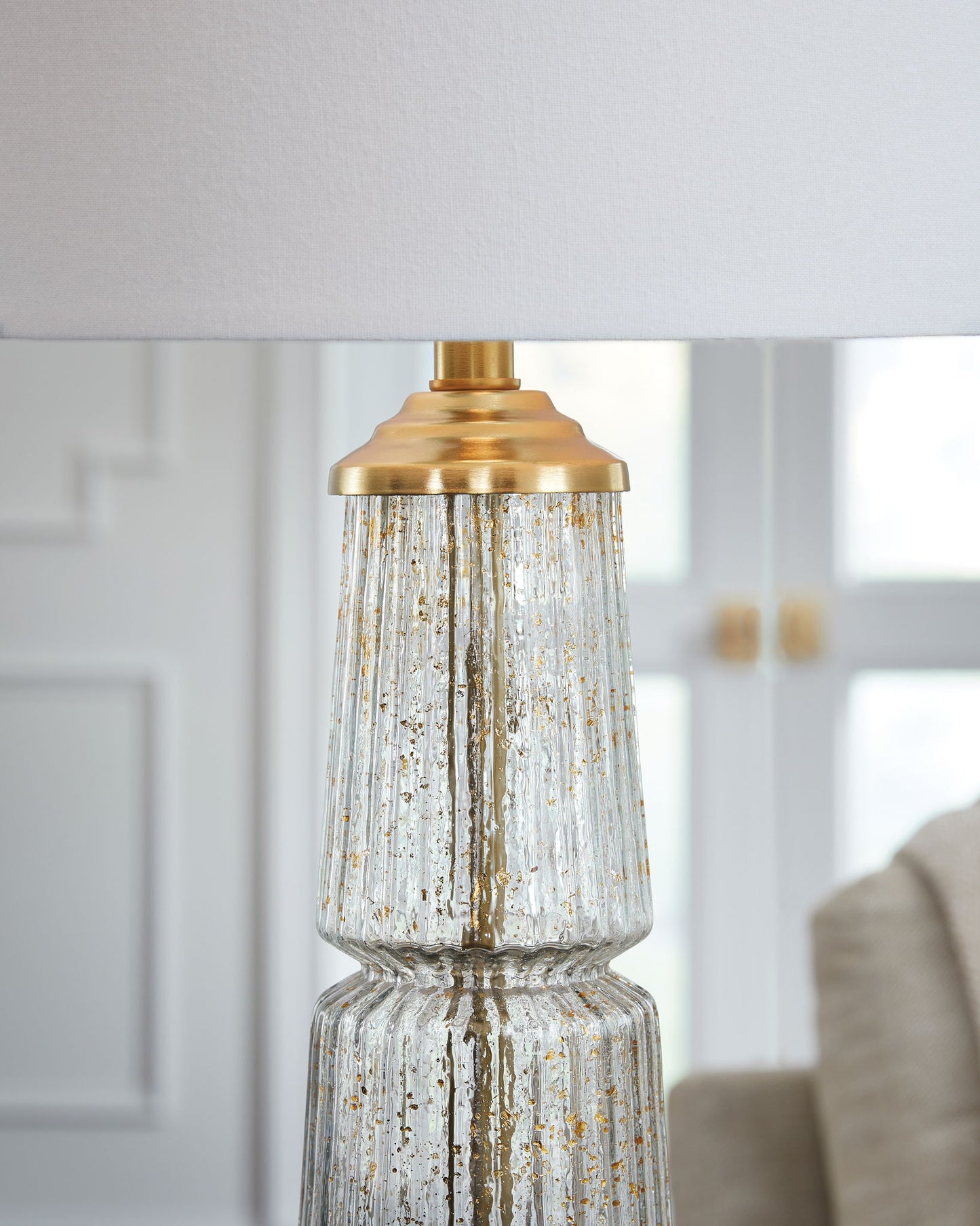 Bakersboro - Clear / Gold Finish - Glass Table Lamp - Hornell Furniture Outlet