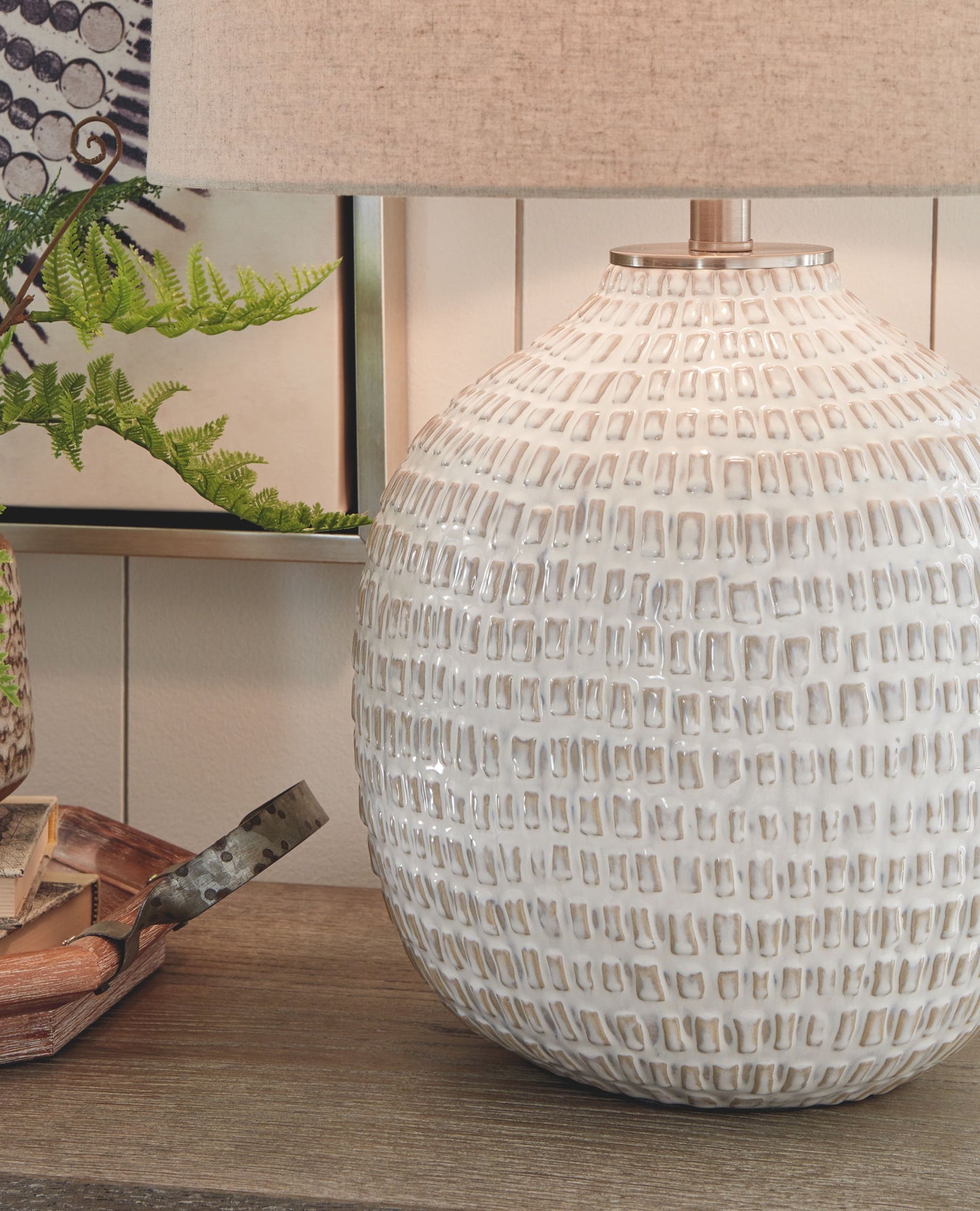 Jamon - Beige - Ceramic Table Lamp - Hornell Furniture Outlet
