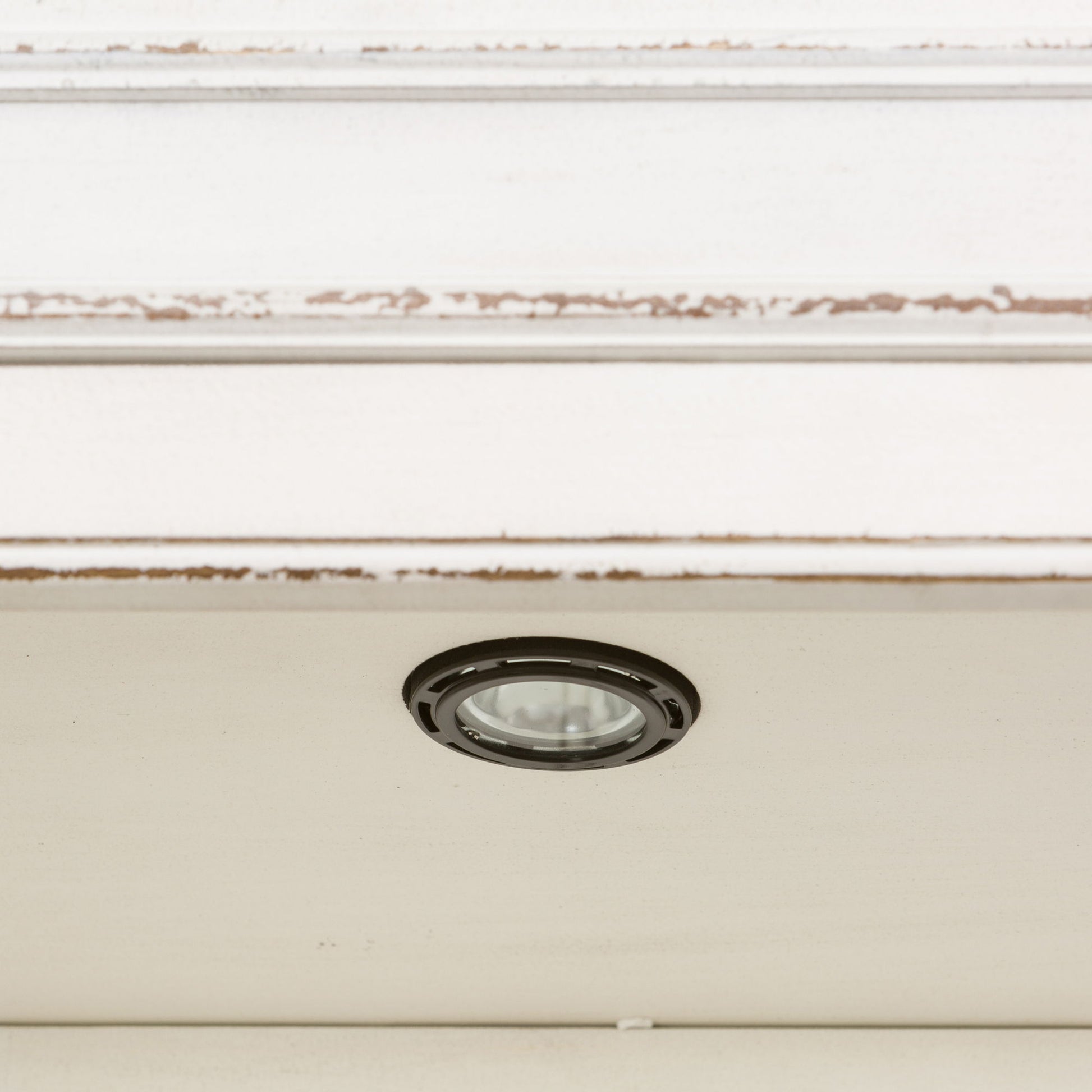 Magnolia Manor - Entertainment Center With Piers - White - Hornell Furniture Outlet