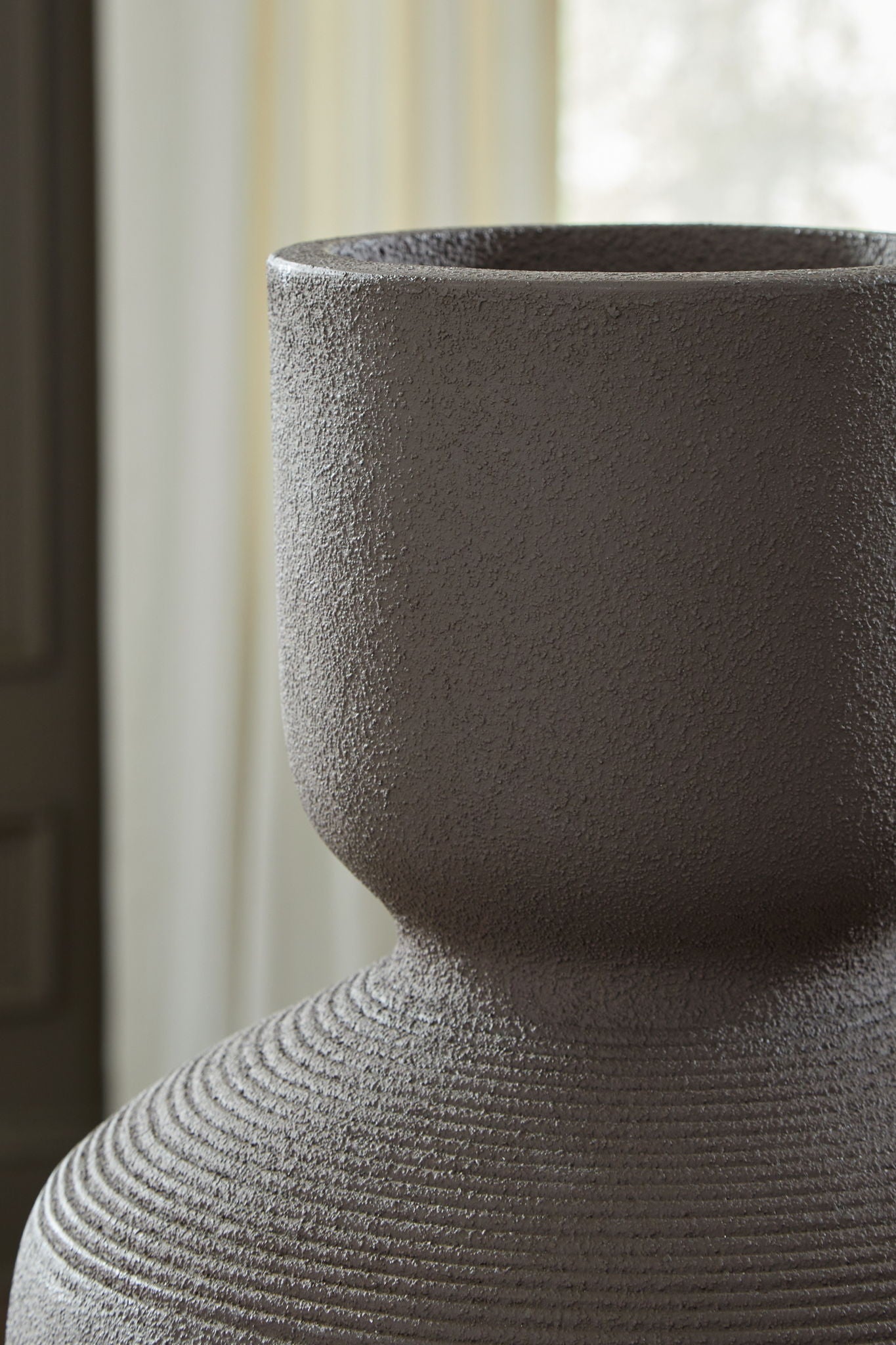 Dalsen - Vase - Hornell Furniture Outlet