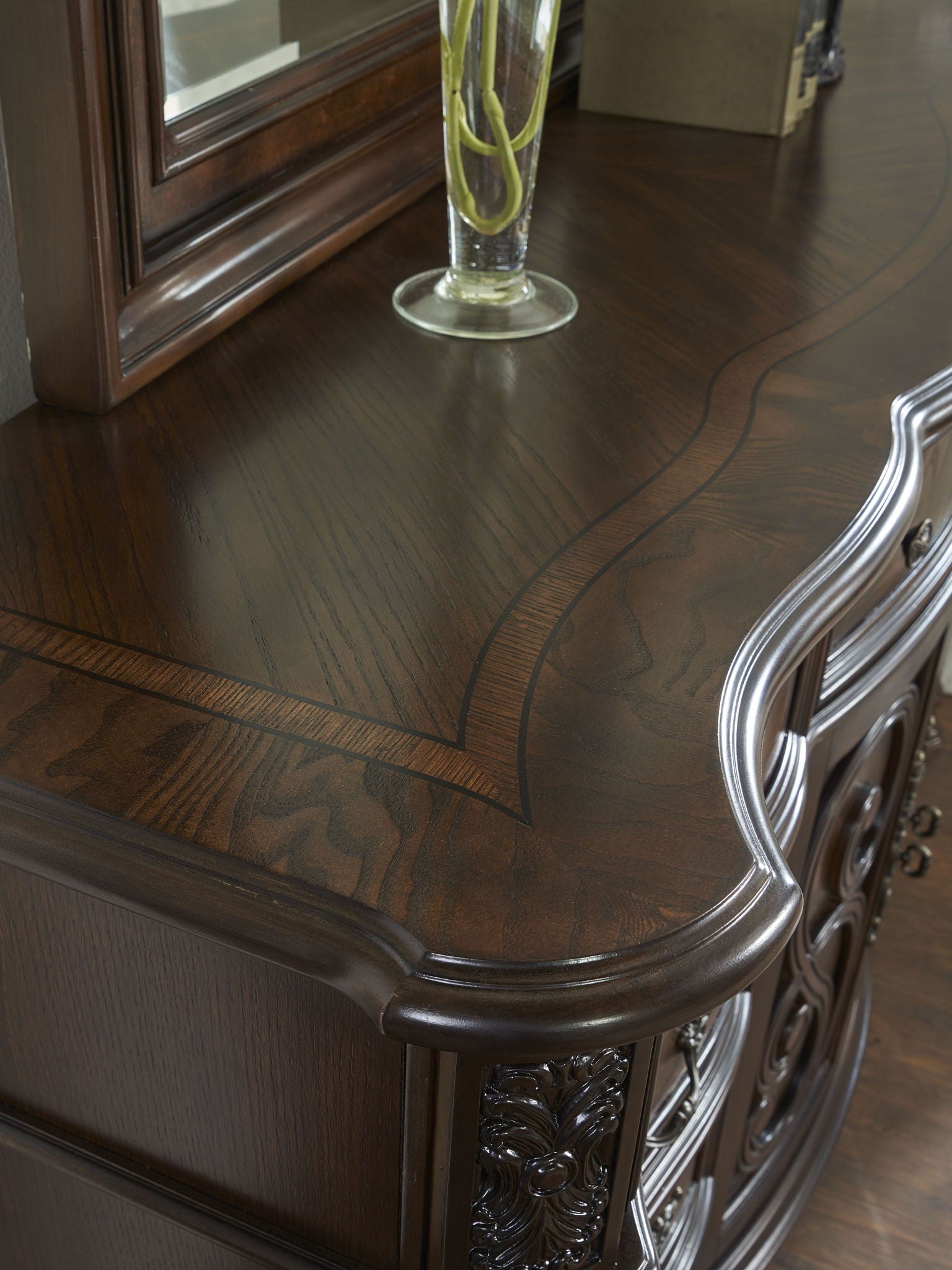 Royale - Dresser & Mirror - Dark Brown - Hornell Furniture Outlet