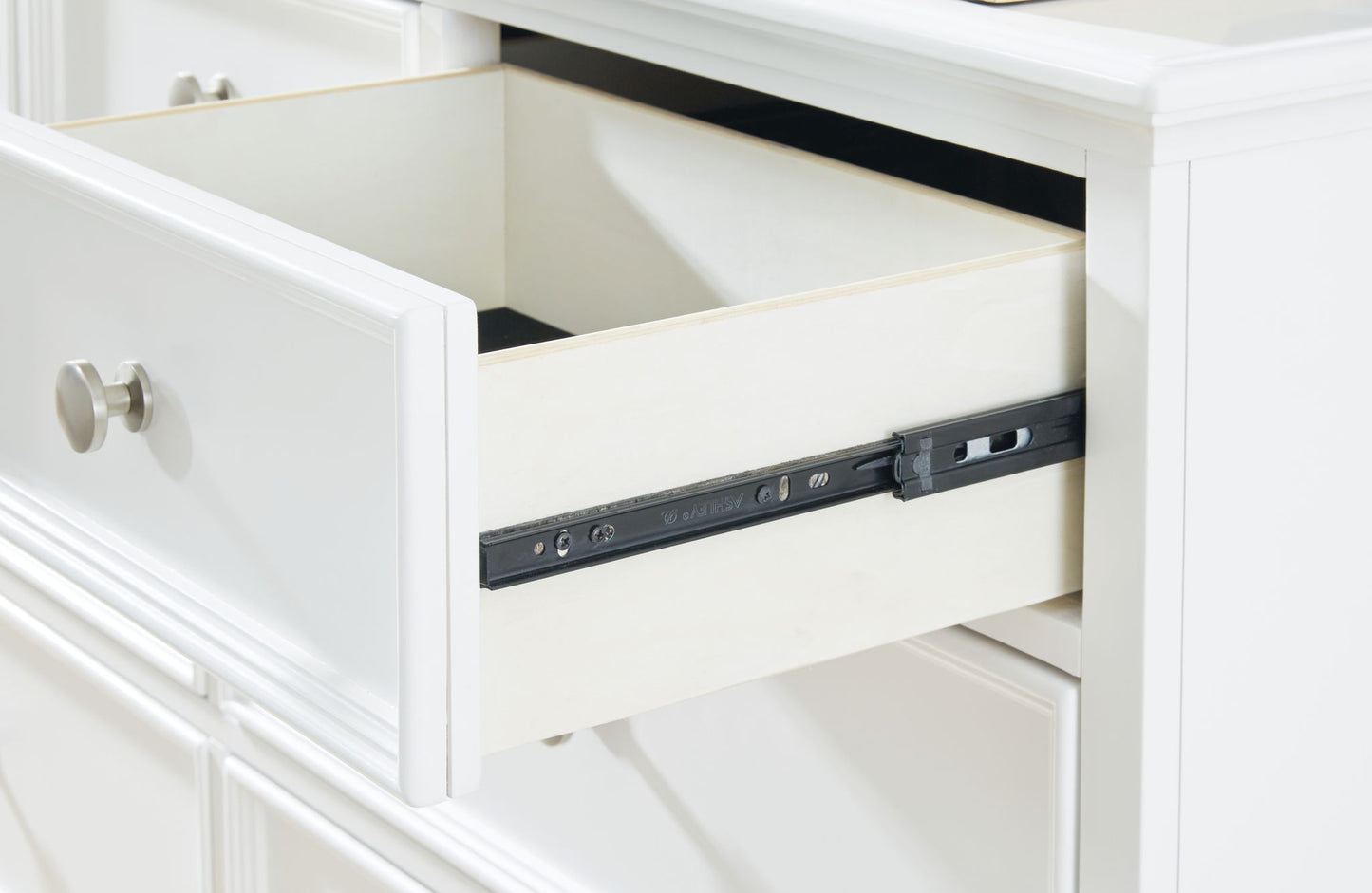 Fortman - White - Dresser And Mirror - Hornell Furniture Outlet