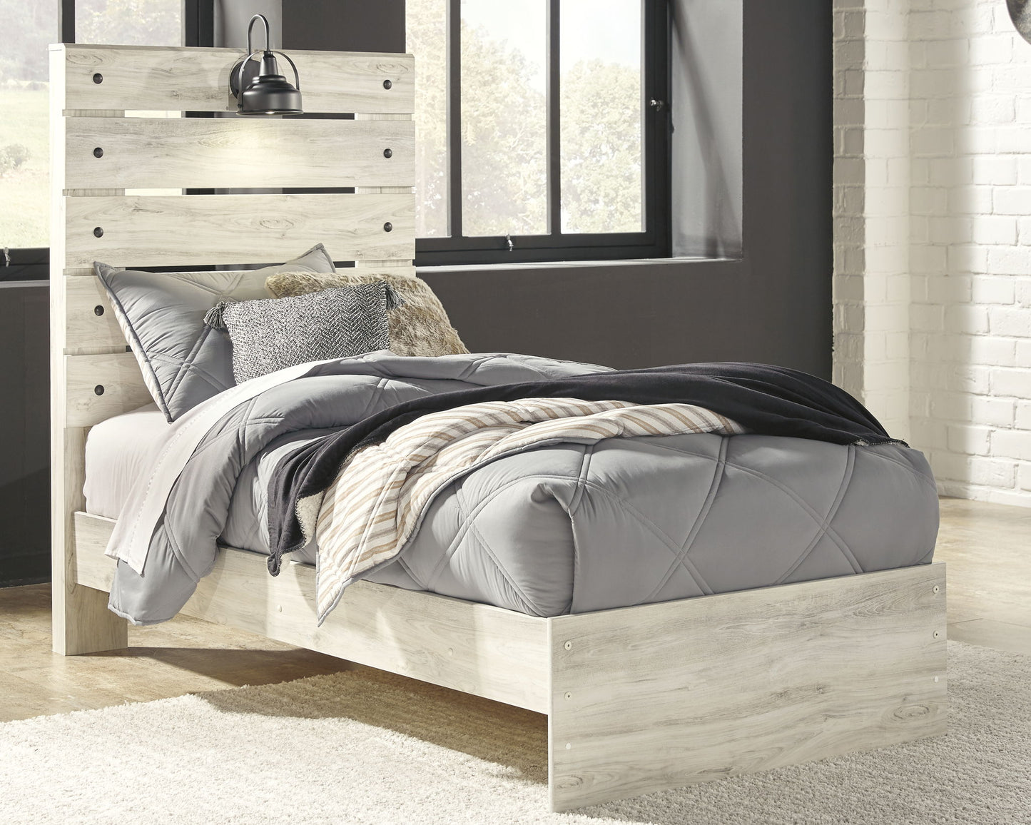 Cambeck - Panel Bed - Hornell Furniture Outlet