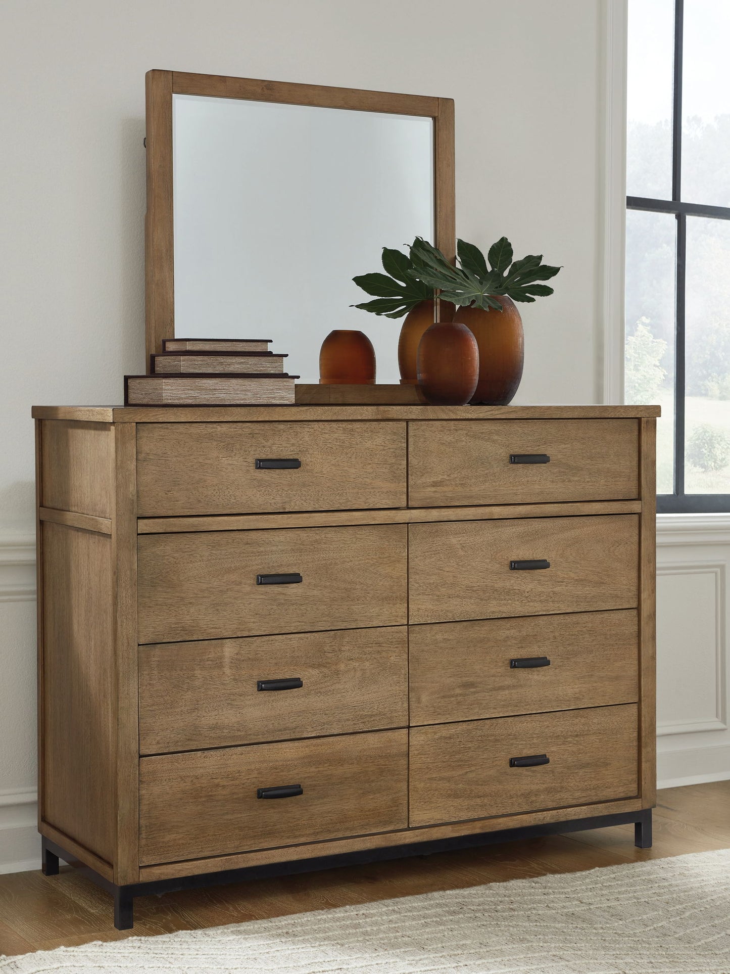 Tomtyn - Upholstered Bed Set - Hornell Furniture Outlet