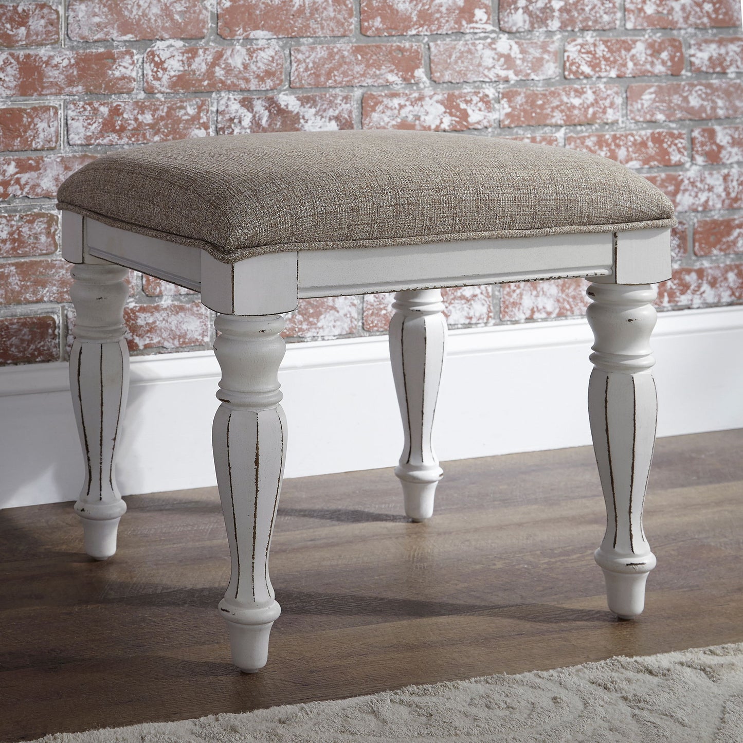 Magnolia Manor - 3 Piece Vanity Set - White - Hornell Furniture Outlet