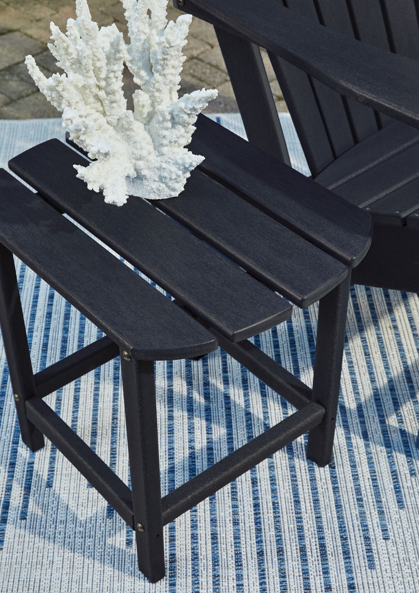 Sundown Treasure - Outdoor End Table - Hornell Furniture Outlet