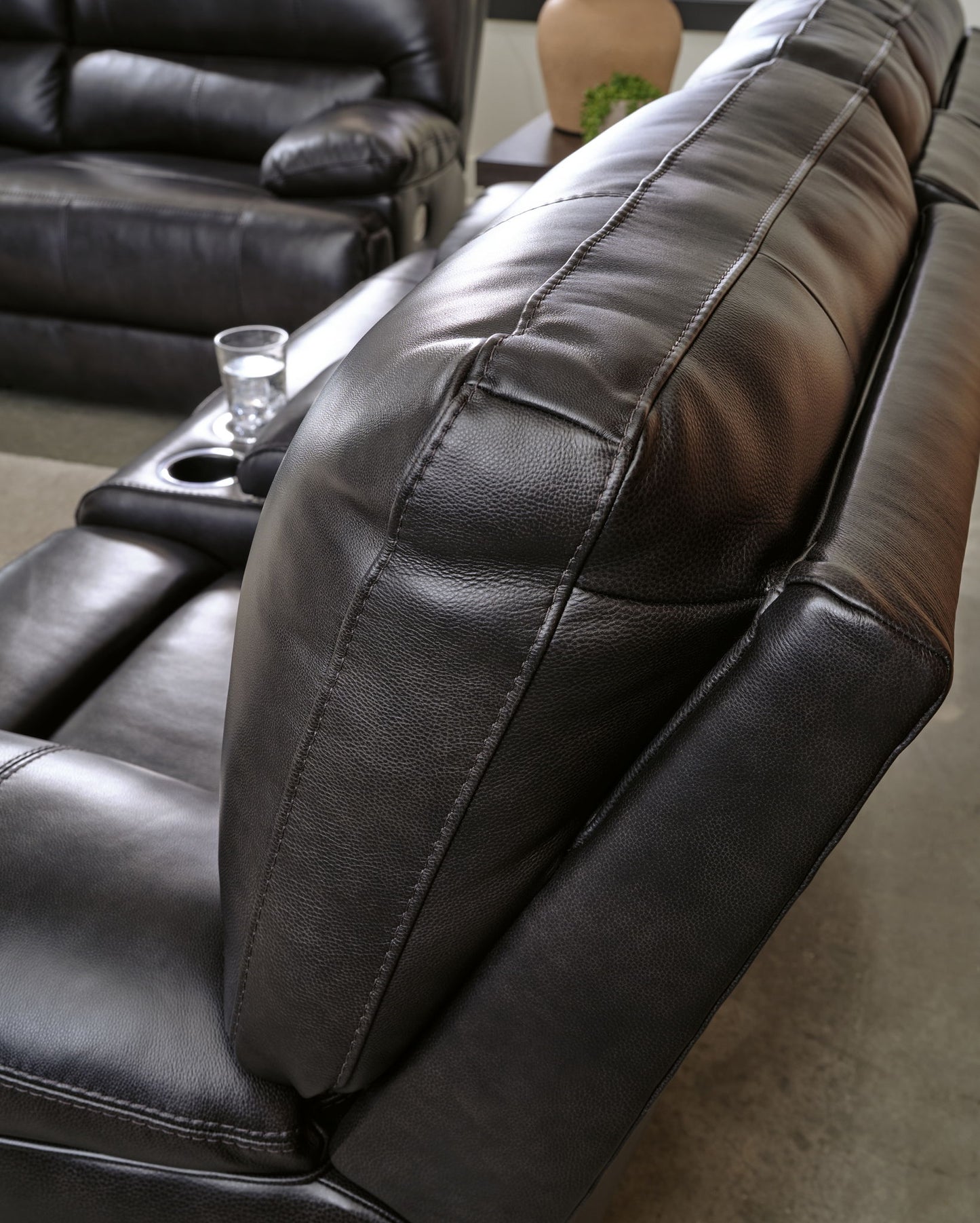 Mountainous - Eclipse - Power Reclining Loveseat With Console /Adj Headrest - Hornell Furniture Outlet