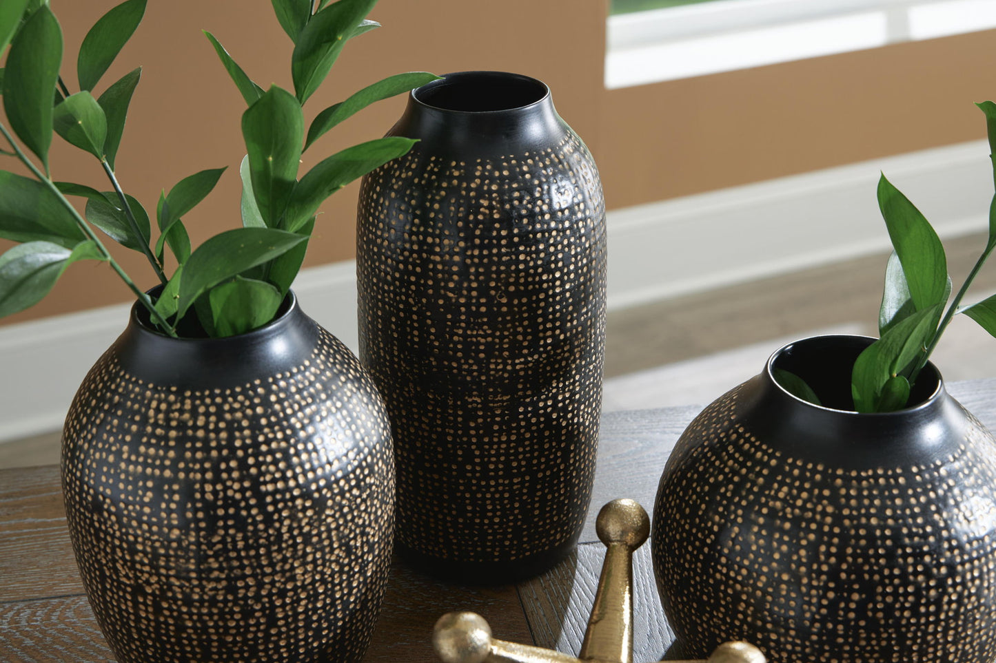 Vinburn - Accessory Set (Set of 5) - Hornell Furniture Outlet