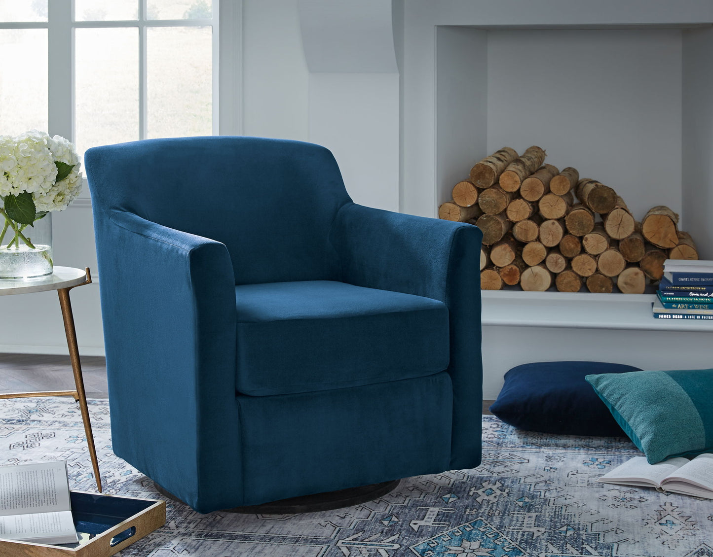 Bradney - Swivel Accent Chair - Hornell Furniture Outlet