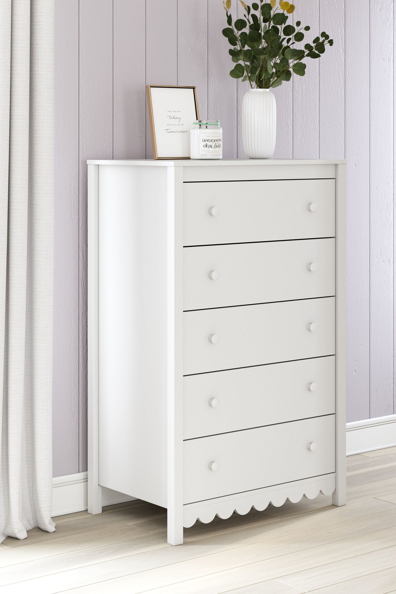 Hallityn - White - Five Drawer Chest - Hornell Furniture Outlet