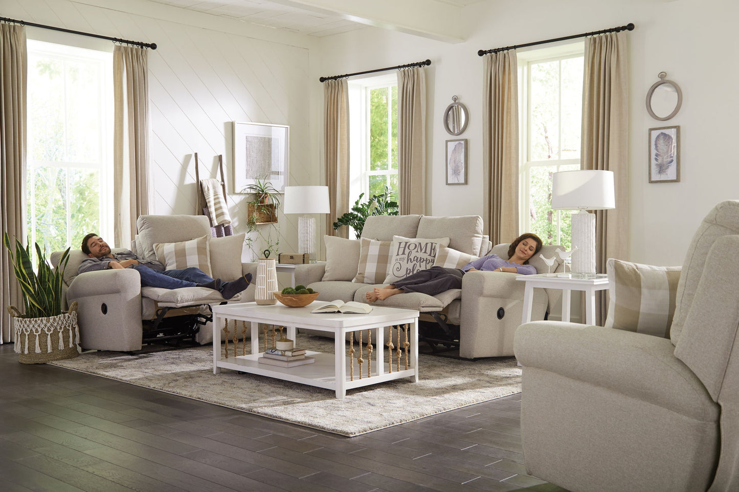 Westport - Power Lay Flat Reclining Loveseat - Hornell Furniture Outlet