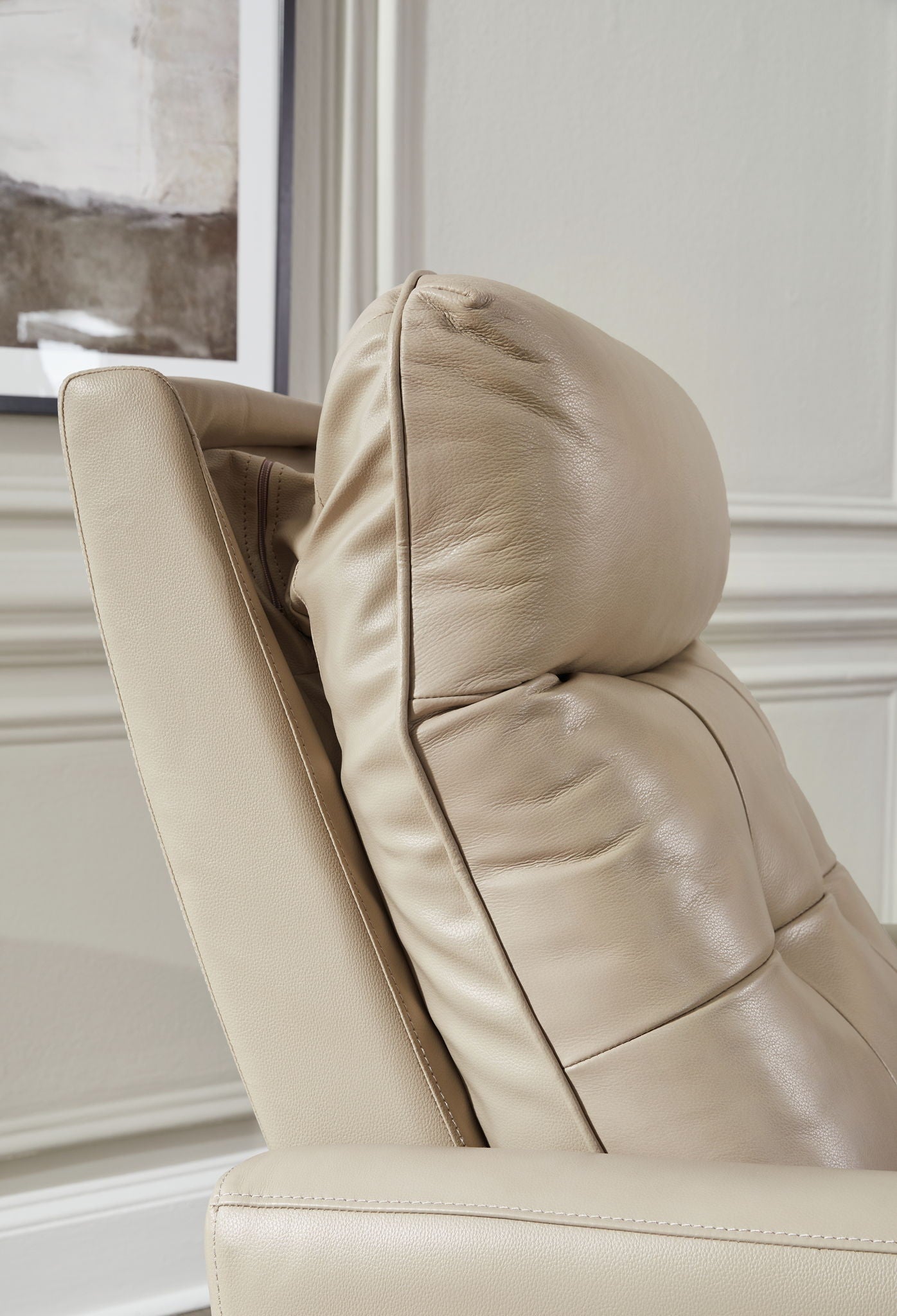 Pisgham - Power Recliner With Adj Headrest - Hornell Furniture Outlet