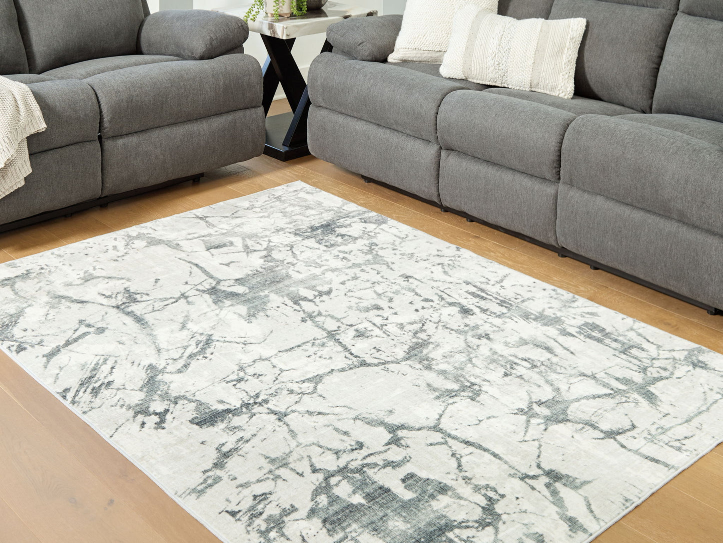 Tobinbury - Washable Rug - Hornell Furniture Outlet
