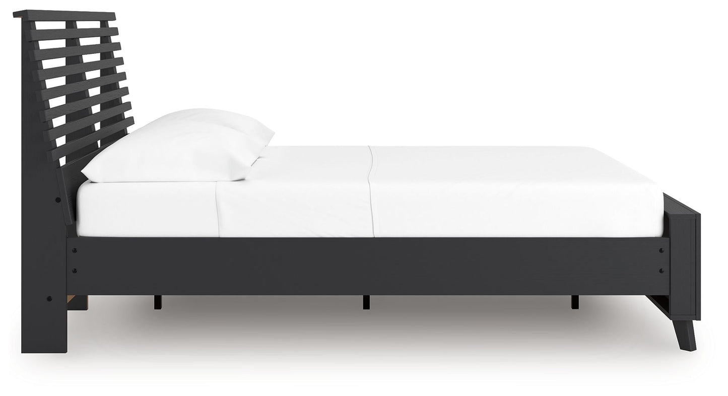 Danziar - Slat Panel Bed - Hornell Furniture Outlet