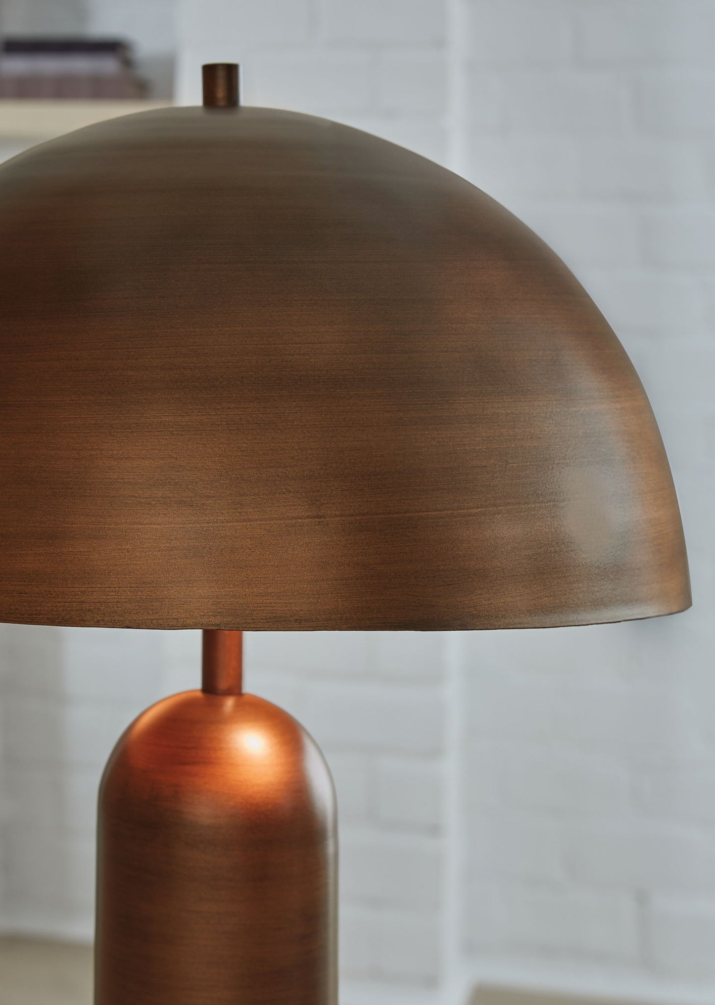 Wendfield - Metal Lamp - Hornell Furniture Outlet