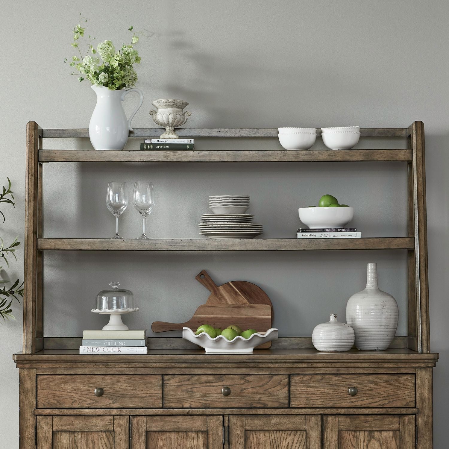 Carolina Park - Server Hutch - Brown - Hornell Furniture Outlet