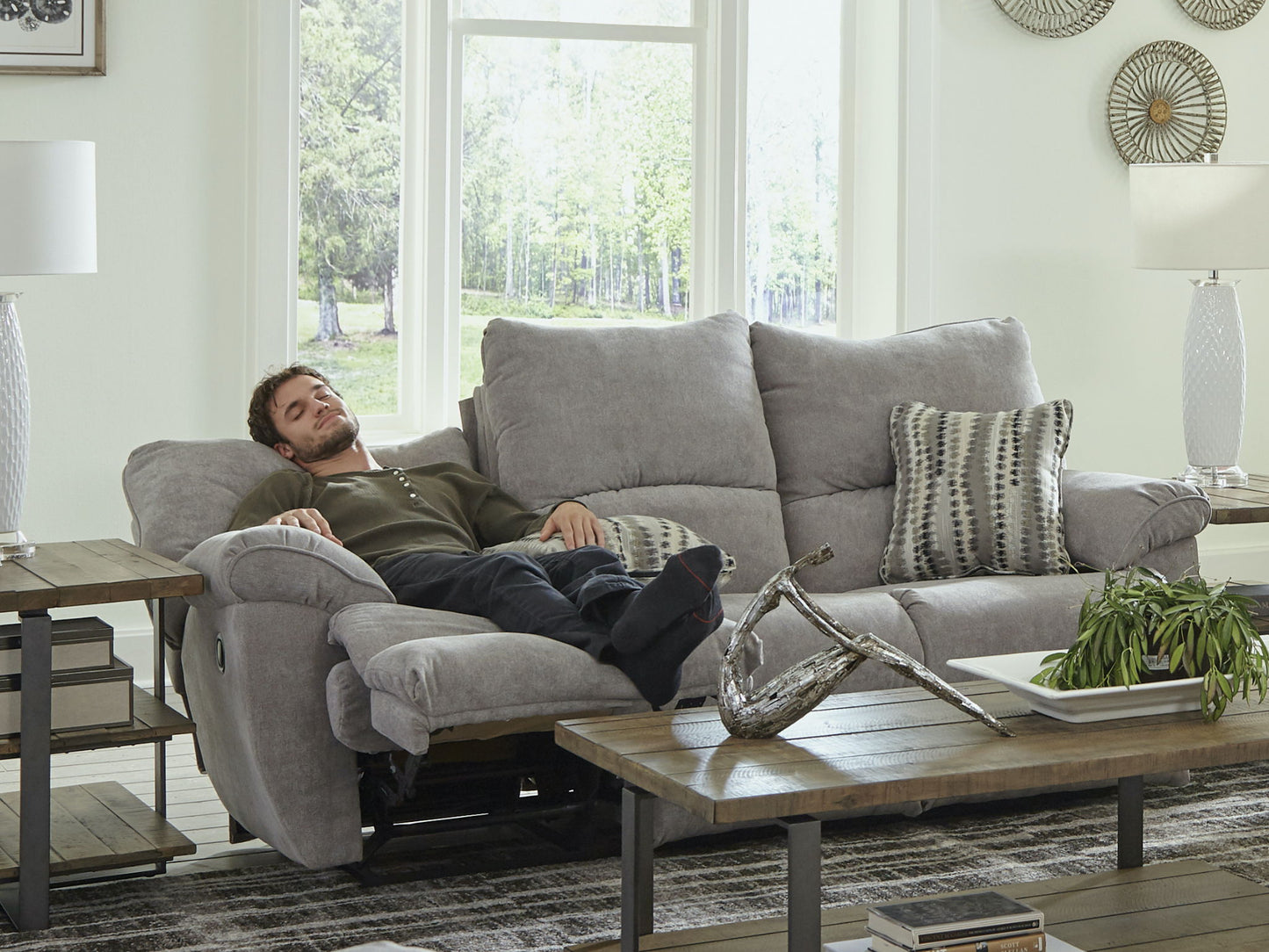 Sadler - Lay Flat Reclining Sofa - Hornell Furniture Outlet