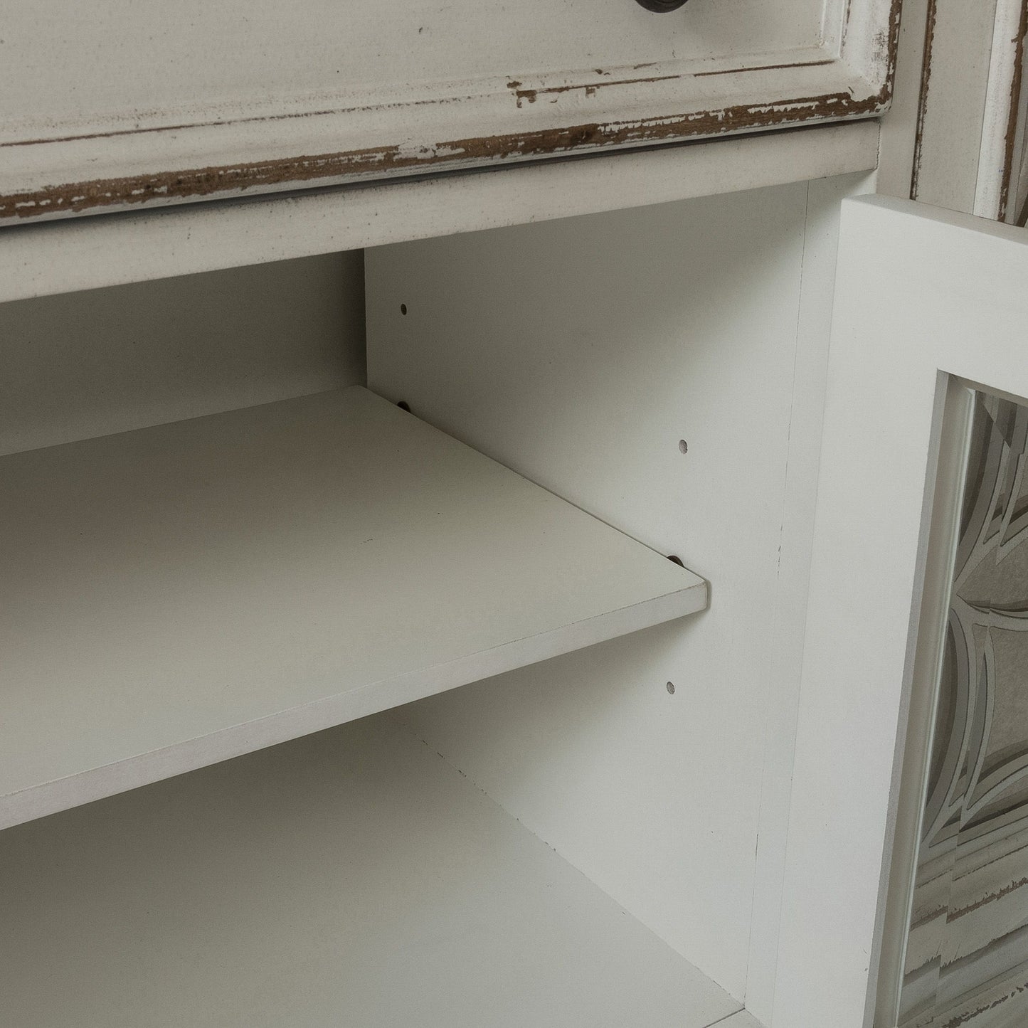 Magnolia Manor - EnteRTAinment TV Stand - Weathered Bisque - Hornell Furniture Outlet