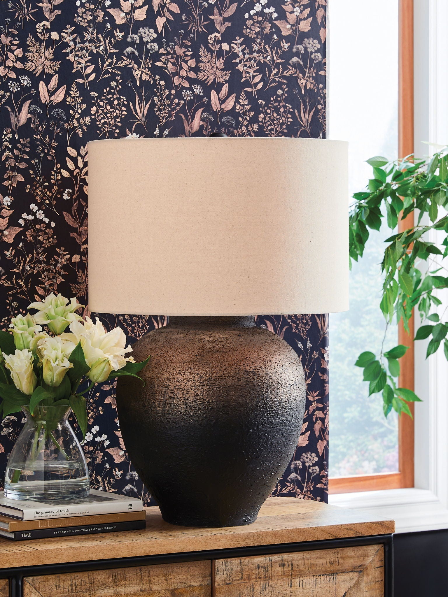 Newgerhard - Brown / Black - Metal Table Lamp - Hornell Furniture Outlet