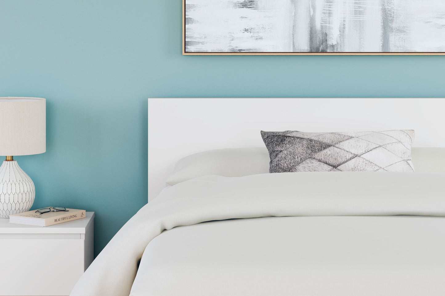 Onita - Panel Platform Bed - Hornell Furniture Outlet