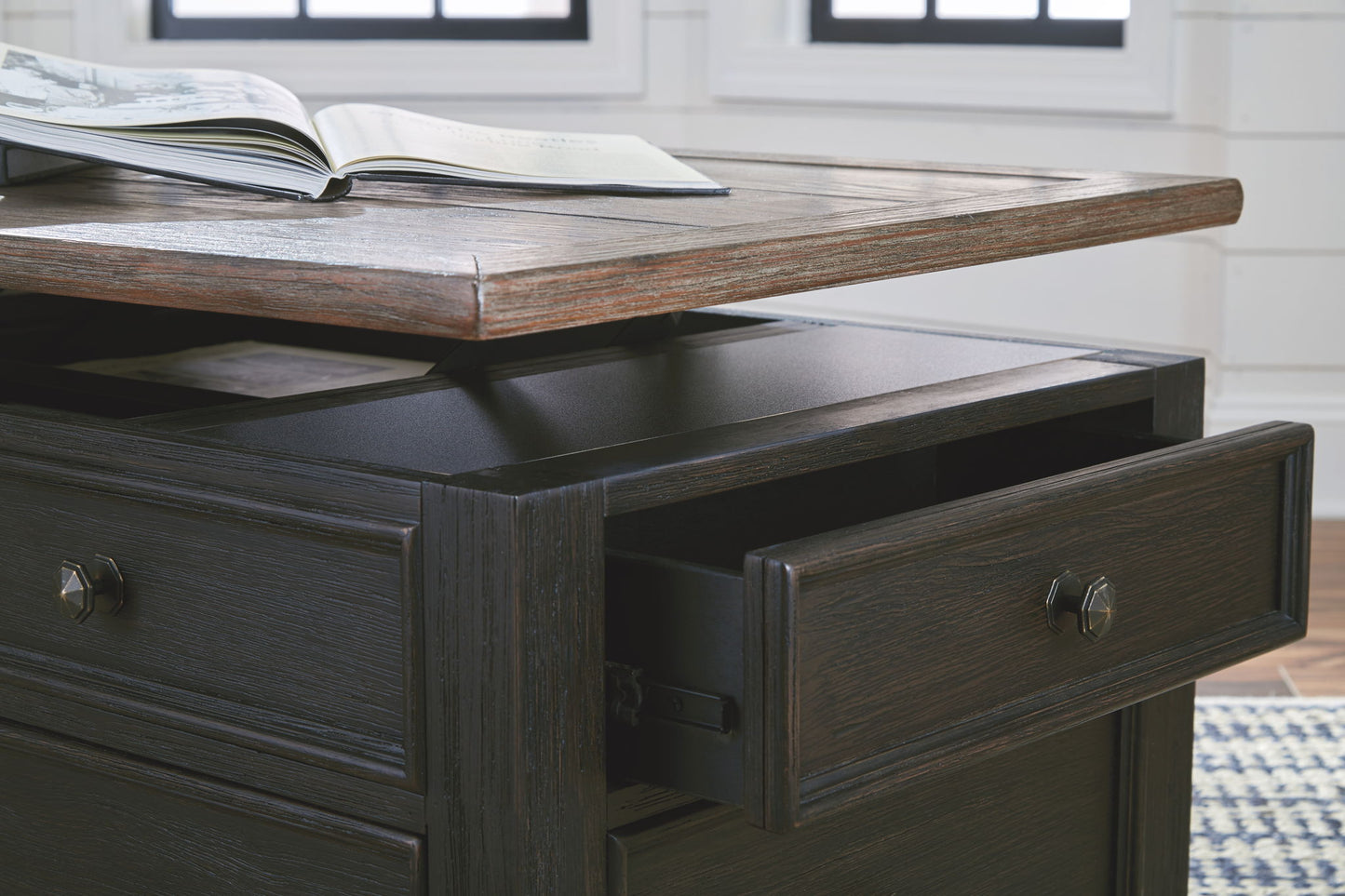 Tyler Creek - Grayish Brown / Black - Lift Top Cocktail Table - Hornell Furniture Outlet