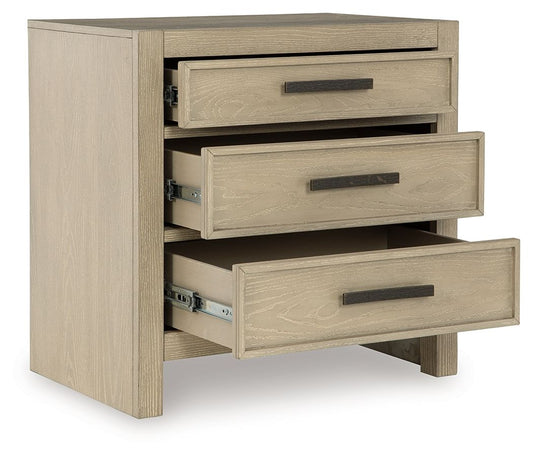 Calmoro - Three Drawer Night Stand - Gray - Hornell Furniture Outlet
