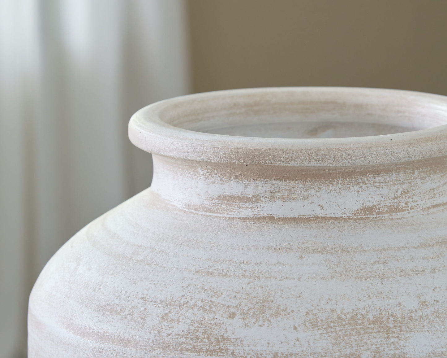 Meadie - 12" Vase - Hornell Furniture Outlet