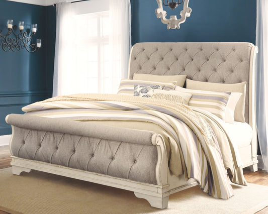 Realyn - Upholstered Sleigh Bed - Hornell Furniture Outlet