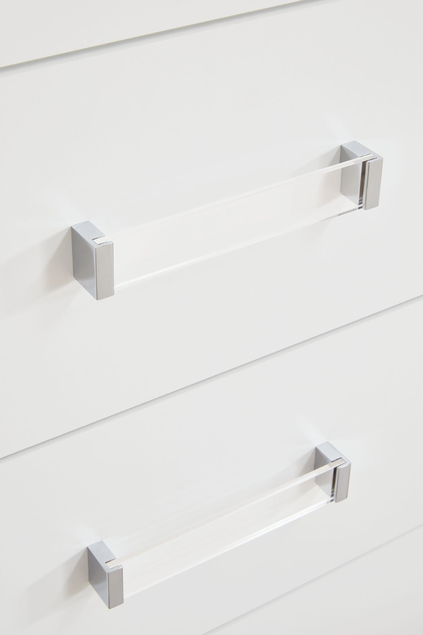 Maeling - Six Drawer Dresser - Hornell Furniture Outlet