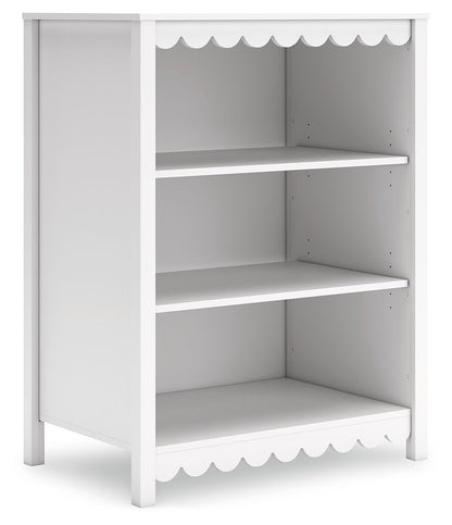 Hallityn - White - Bookcase - Hornell Furniture Outlet